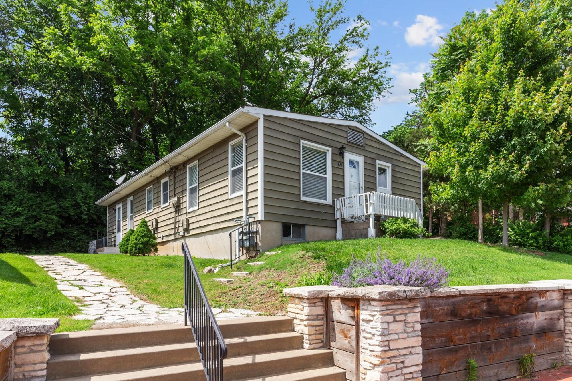 Ferienwohnung Duplex Hideaway In Saint Charles Mo Exterior foto